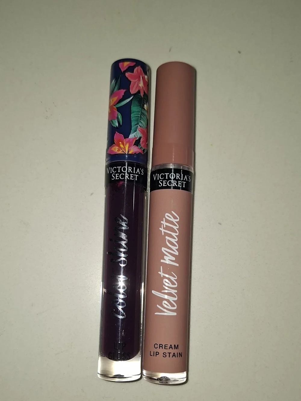2Victoria's Secret Velvet Matte Cream Lip Stain Duo - Deep Plum & Dusty Rose Exo